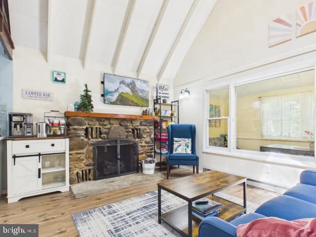 7803 LAKE SHORE DR, Pocono Lake, PA 18347