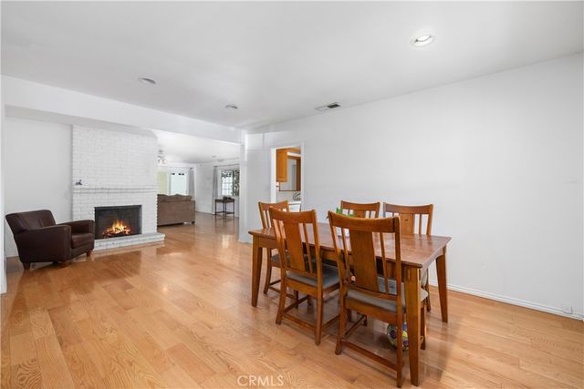 17419 Leadwell, Lake Balboa, CA 91406