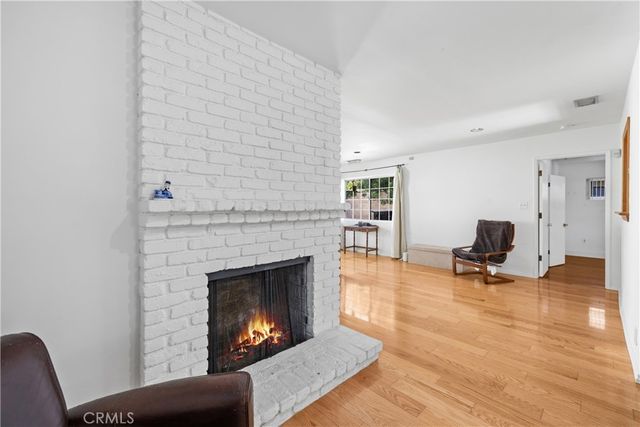 17419 Leadwell, Lake Balboa, CA 91406