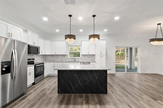 8725 SW 136TH TERRACE, Dunnellon, FL 34432