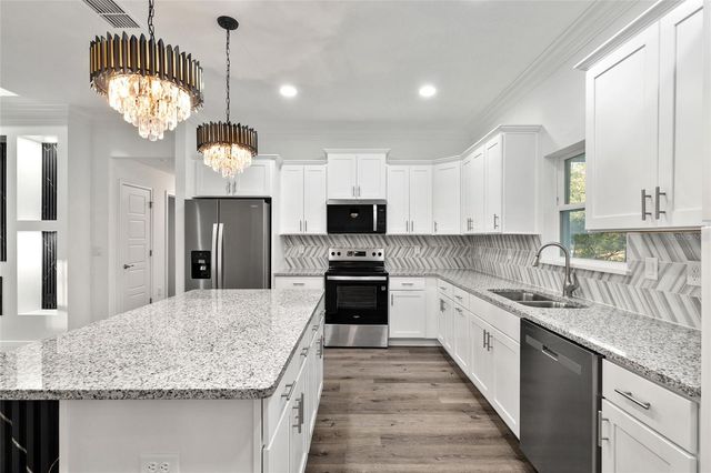 8725 SW 136TH TERRACE, Dunnellon, FL 34432