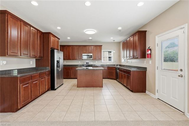 5014 Pearl ST, Chesapeake, VA 23321