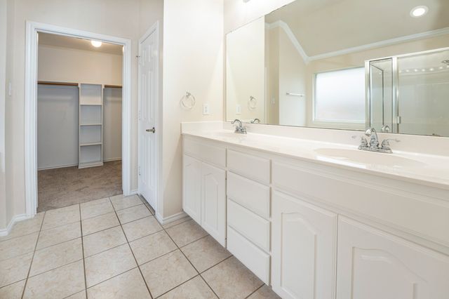 1417 Lowes Farm Parkway, Mansfield, TX 76063