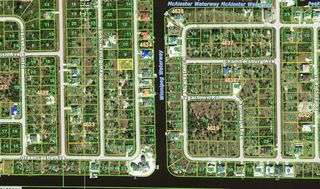 10425 WINNIPEG STREET, Port Charlotte, FL 33981