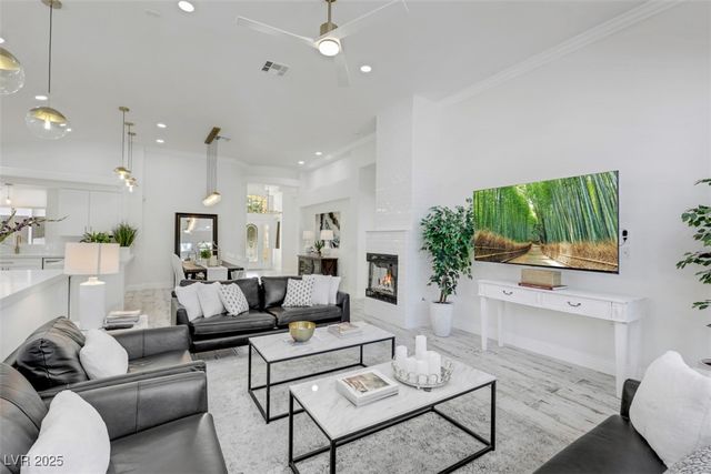 439 Indigo Springs Street, Henderson, NV 89014