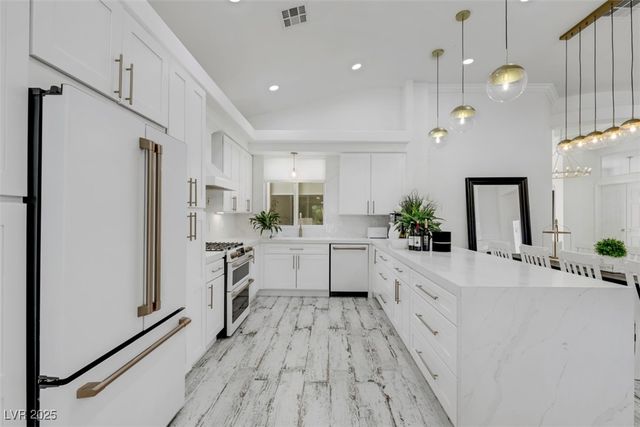 439 Indigo Springs Street, Henderson, NV 89014