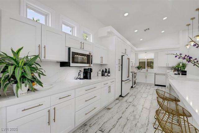 439 Indigo Springs Street, Henderson, NV 89014