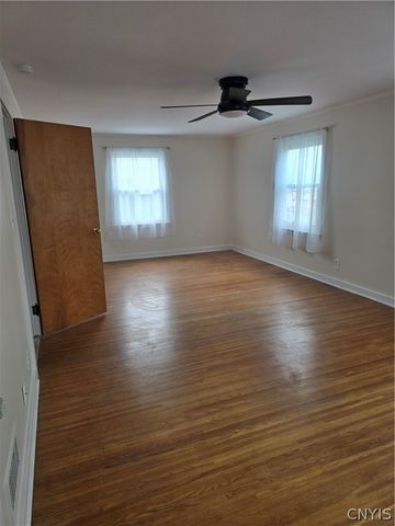 2520 Edgemere Drive, Greece, NY 14612