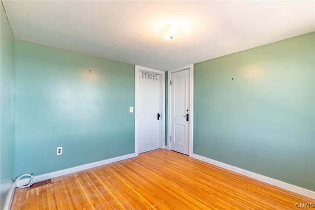 2520 Edgemere Drive, Greece, NY 14612