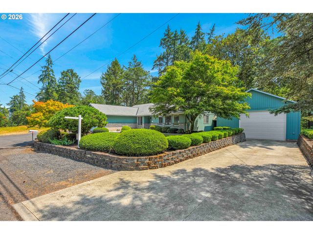 371 Belton Rd, St Helens, OR 97051
