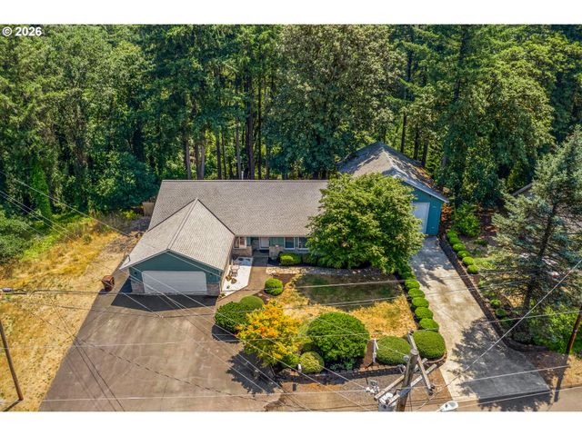371 Belton Rd, St Helens, OR 97051
