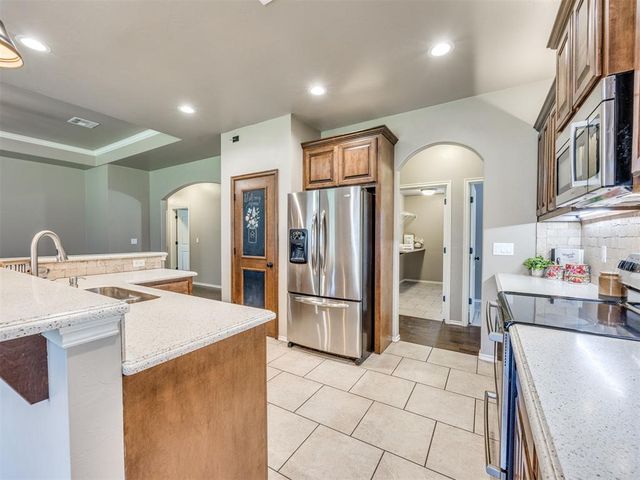 3222 E Simmons Road, Edmond, OK 73034
