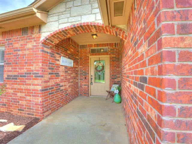 3222 E Simmons Road, Edmond, OK 73034