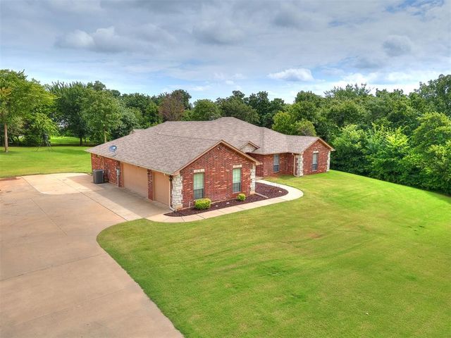 3222 E Simmons Road, Edmond, OK 73034