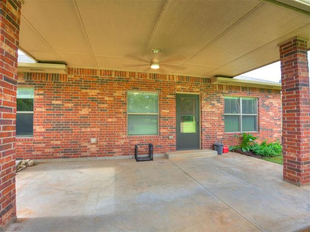 3222 E Simmons Road, Edmond, OK 73034