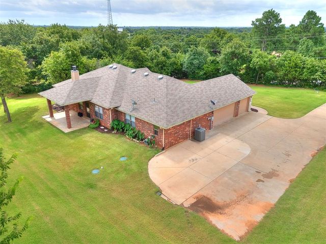 3222 E Simmons Road, Edmond, OK 73034