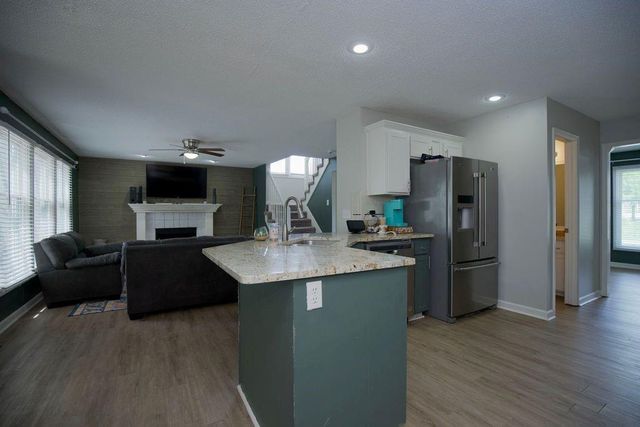 8401 NE 75th Terrace, Kansas City, MO 64158