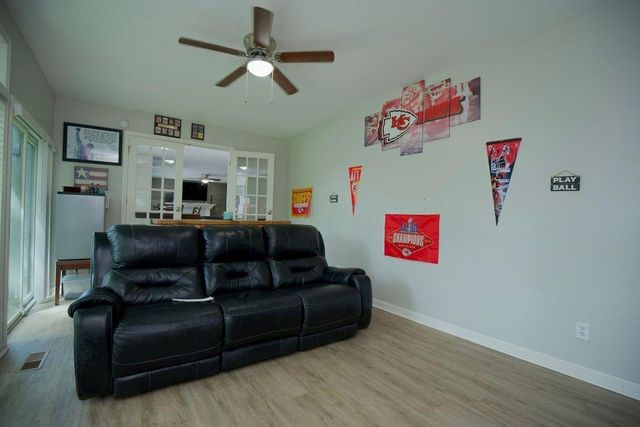 8401 NE 75th Terrace, Kansas City, MO 64158