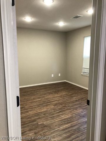 4405 S 19th Street B, Fort Smith, AR 72901