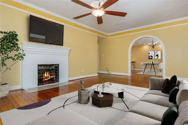 805 Holmes NW Street, Atlanta, GA 30318