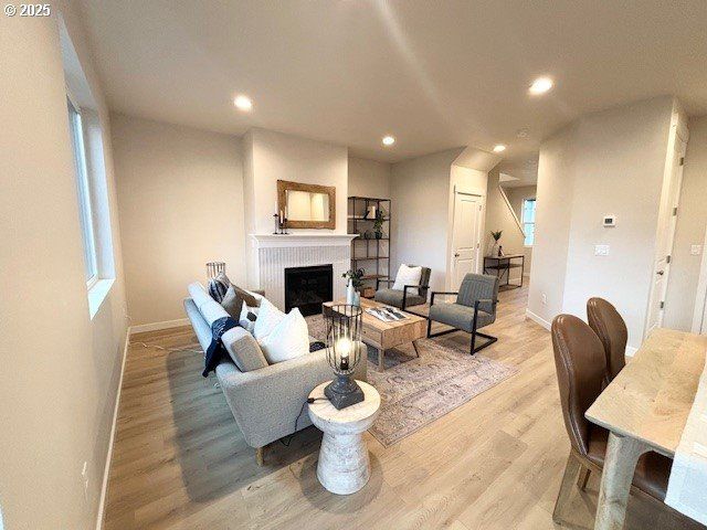 1565 N Young St, Lafayette, OR 97127