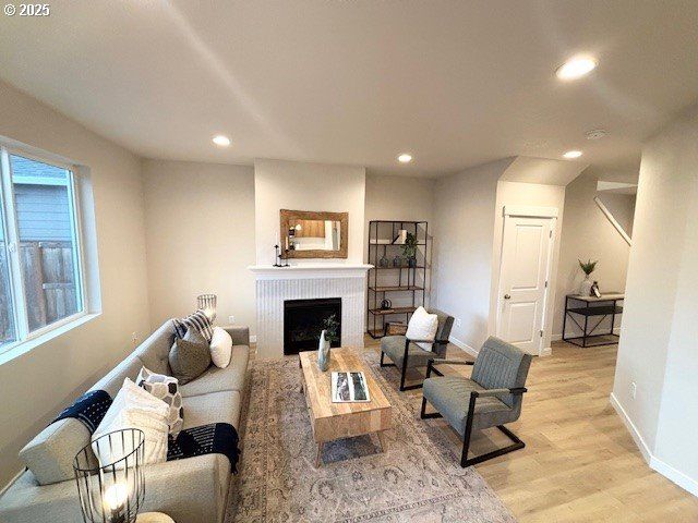 1565 N Young St, Lafayette, OR 97127