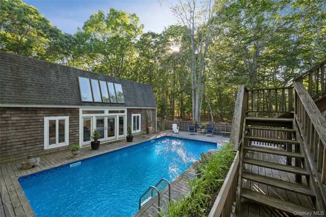 55 Island Creek Road, Southampton, NY 11968