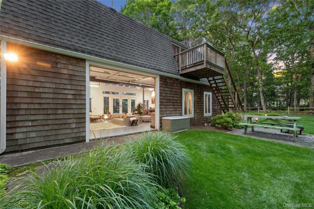 55 Island Creek Road, Southampton, NY 11968