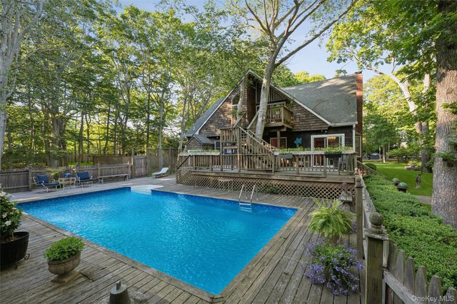 55 Island Creek Road, Southampton, NY 11968