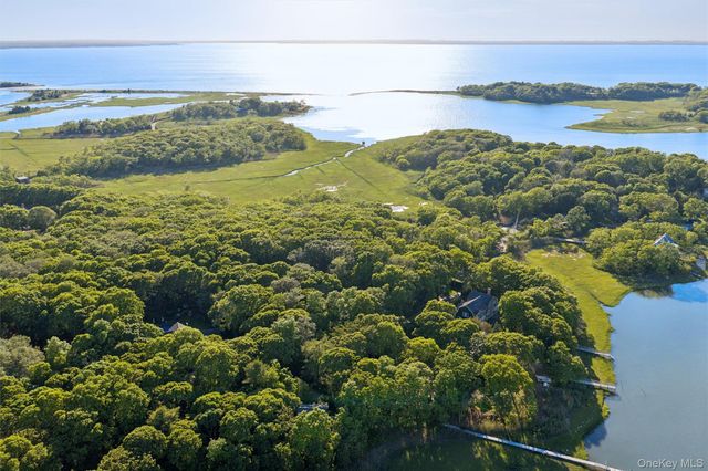 55 Island Creek Road, Southampton, NY 11968