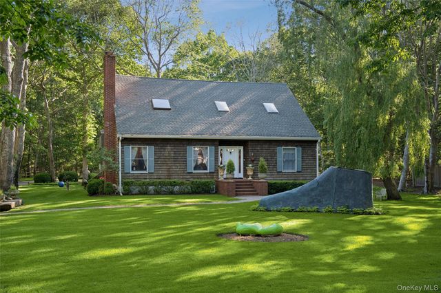 55 Island Creek Road, Southampton, NY 11968