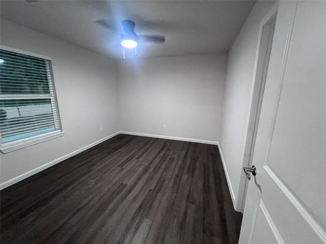 15530 Towerwood Drive A, Conroe, TX 77306