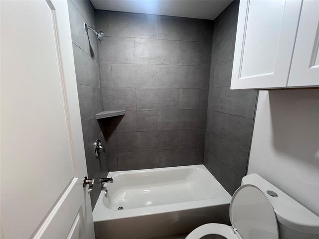 15530 Towerwood Drive A, Conroe, TX 77306