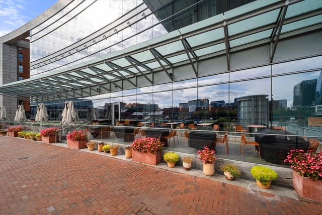 500 Atlantic Avenue 19A, Boston, MA 02210