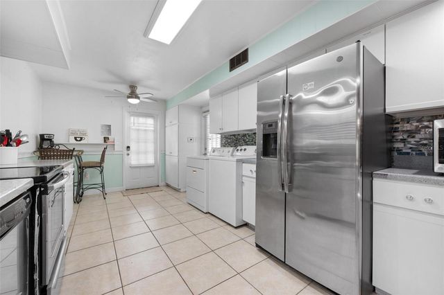 6201 6TH AVENUE NW, Bradenton, FL 34209