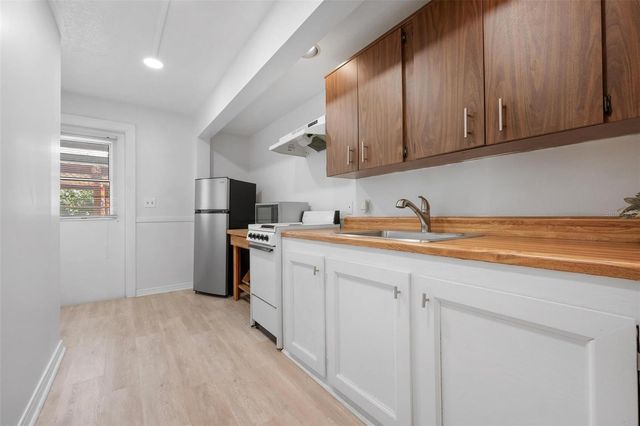 6201 6TH AVENUE NW, Bradenton, FL 34209