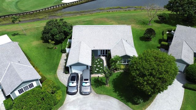 11 Holly Drive, Boynton Beach, FL 33436