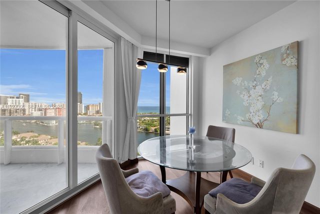 21050 Point Place 2001, Aventura, FL 33180