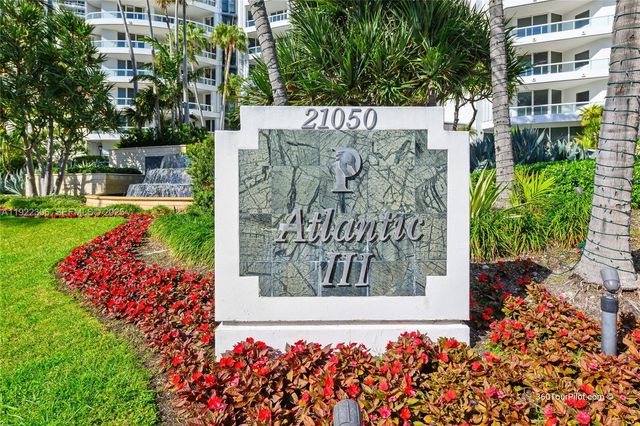 21050 Point Place 2001, Aventura, FL 33180