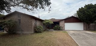 4321 Woodland Creek Dr, Corpus Christi, TX 78410