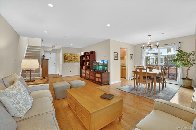 55 N Broadway 3-22, White Plains, NY 10601