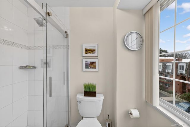 55 N Broadway 3-22, White Plains, NY 10601