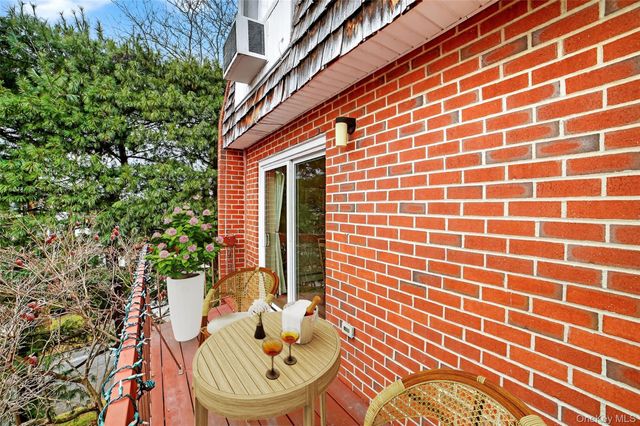 55 N Broadway 3-22, White Plains, NY 10601