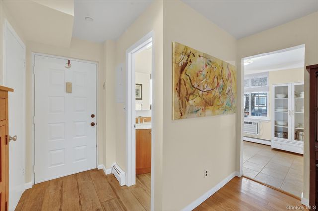 55 N Broadway 3-22, White Plains, NY 10601