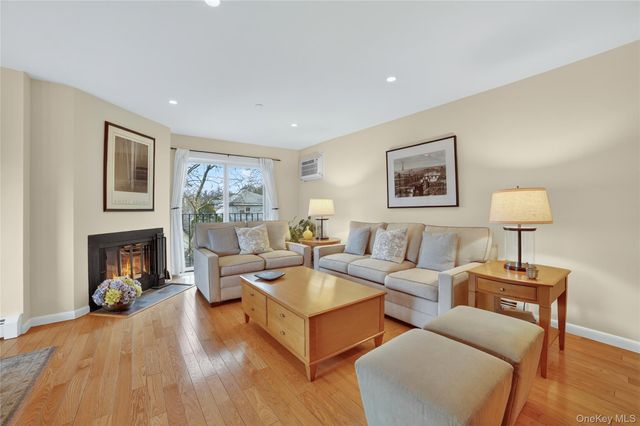 55 N Broadway 3-22, White Plains, NY 10601