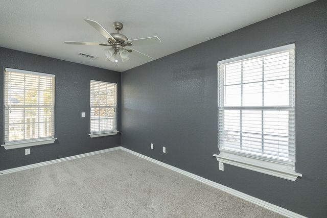 3608 S Tower Circle, Fayetteville, AR 72704