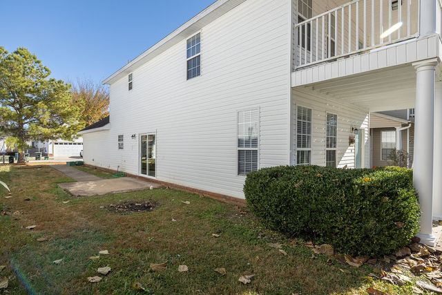 3608 S Tower Circle, Fayetteville, AR 72704