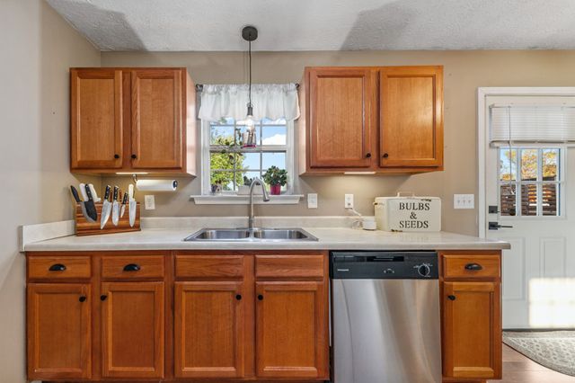 109 Brickyard Ct, Christiana, TN 37037