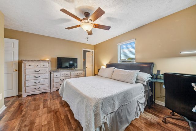 109 Brickyard Ct, Christiana, TN 37037