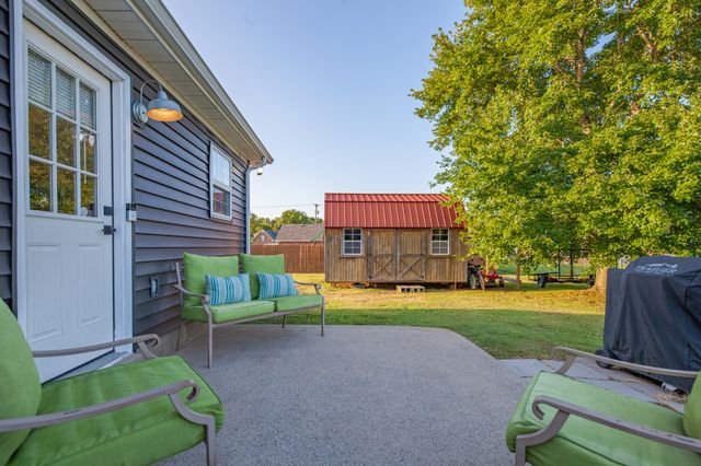 109 Brickyard Ct, Christiana, TN 37037